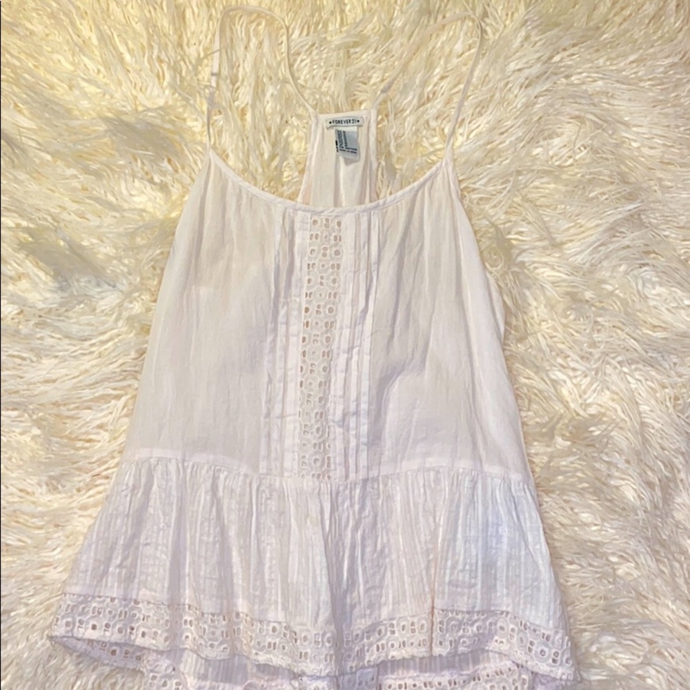 flower detail forever 21 light pink/white tank
